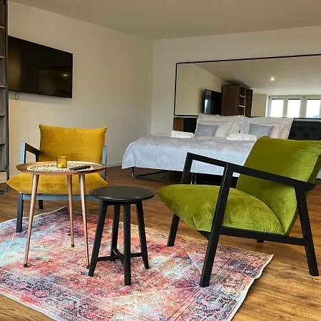 Malé Náměstí, Apart-hotel Broumov