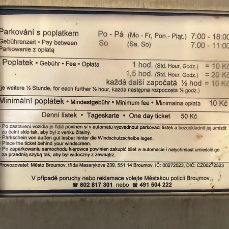 Male Namesti,