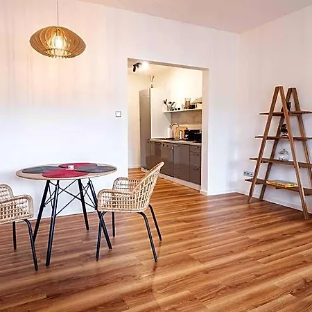 Hotel apartamentowy Male Namesti,