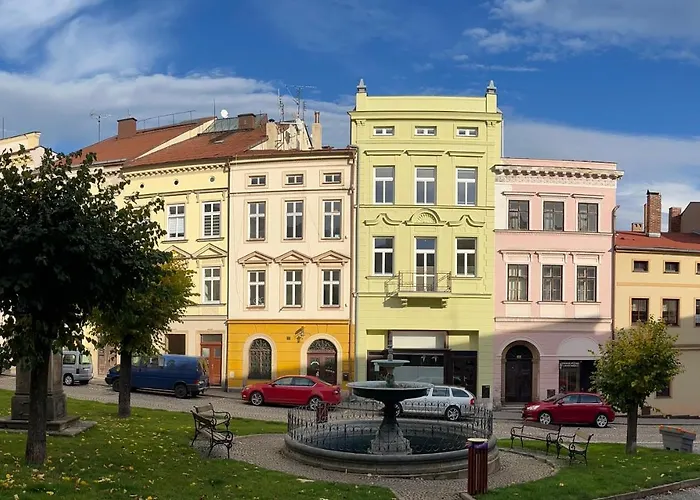 Male Namesti, Lägenhetshotell