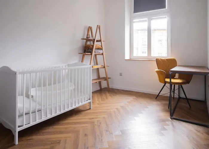 Lägenhetshotell Male Namesti, 3*